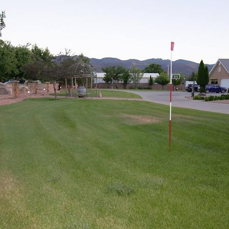 Tacit Shadow Resort Paradise Deluxe Suite, Gym, Coffee Bar, Hot-Tub, Free Laundry, Food Available Parowan Exterior photo