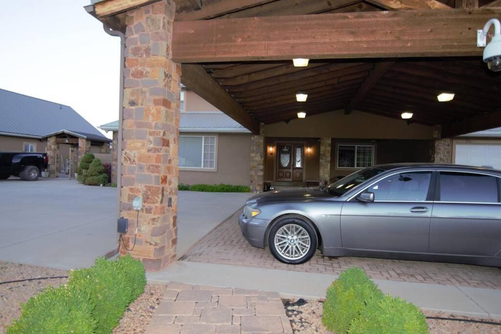 Tacit Shadow Resort Paradise Deluxe Suite, Gym, Coffee Bar, Hot-Tub, Free Laundry, Food Available Parowan Exterior photo