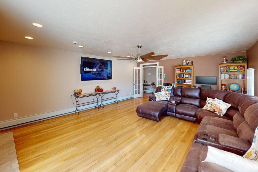 Tacit Shadow Resort Paradise Deluxe Suite, Gym, Coffee Bar, Hot-Tub, Free Laundry, Food Available Parowan Exterior photo